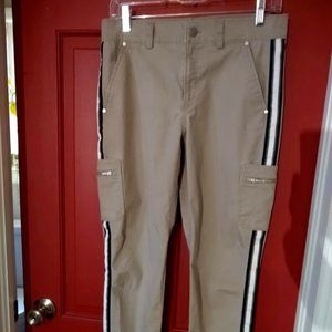 Athleta Summit Cargo Pant - Size 2 - Desert Beige